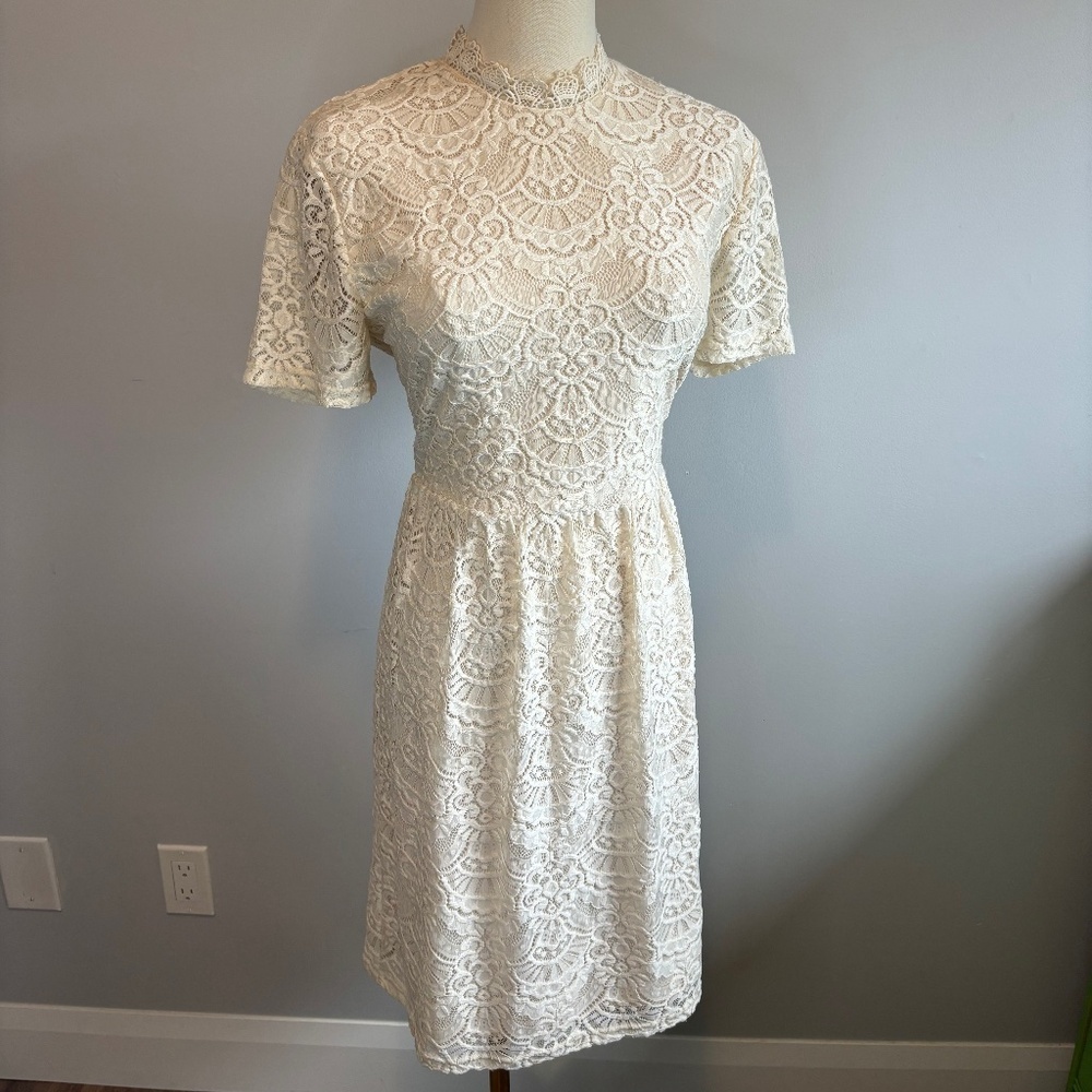 Dry Lake, Women's Romance Dress, High Neck,Fit & Flare, Cream Lace, SZ L